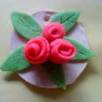 MEDALLóN CON ROSAS