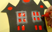 assets/images/manualidades/14_manualidad_casa_halloween_3.jpg
