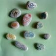 Manualidades infantiles PIEDRAS DECORADAS