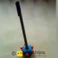 Manualidades infantiles PEN STAND