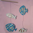 Manualidades infantiles MóVIL DE PECES
