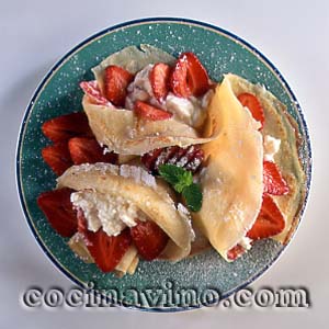 Crepes rellenas de fresas