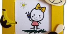 Canastillas, marcos decorados, saquitos de dormir, cubrebiberones... Un montón de regalos personalizados para bebés.