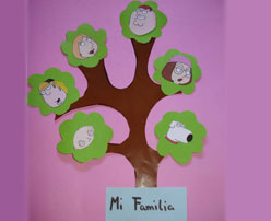 Árbol genealógico. Manualidades con cartulina para niños