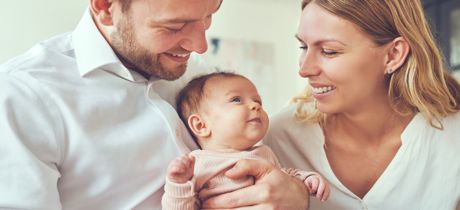 prestación por maternidad y paternidad