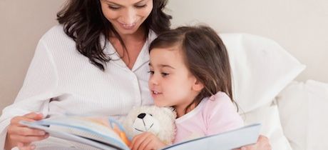 Ventajas de leer el cuento de la noche a tu hijo