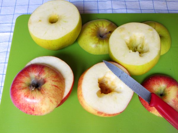 Receta de manzanas al horno. Paso 1