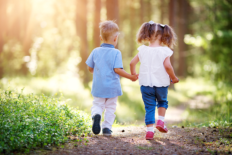 Desarrollo físico de los bebés de 2 a 3 años