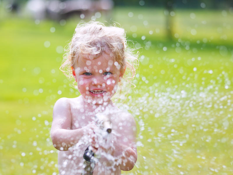 Juegos con agua para niños