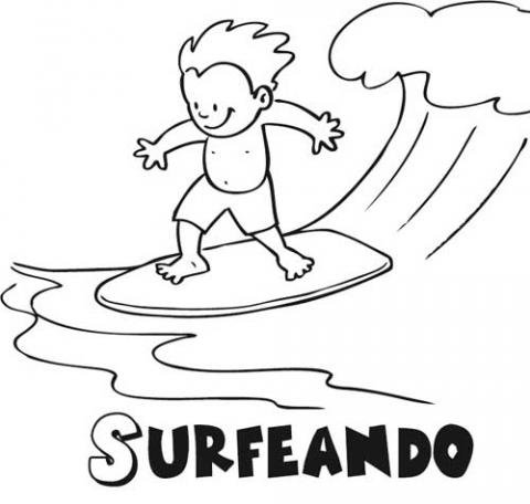 Niño surfeando