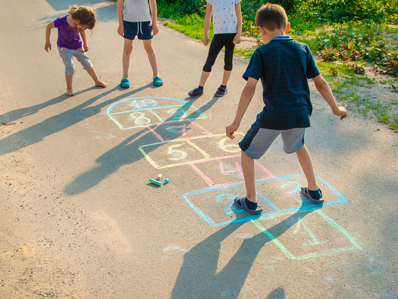 Juego De La Rayuela Como Jugar Con Los Ninos