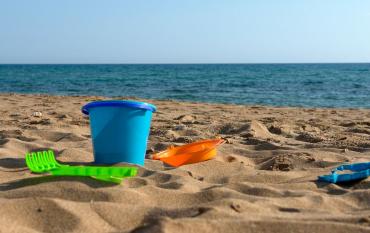 5 ideas para jugar con los niños en la playa