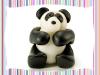 Panda de plastilina. Manualidades para niños