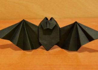 Vídeo de papiroflexia para halloween. Murciélago negro