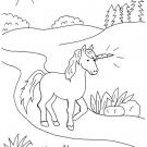 Unicornio caminando: dibujo para colorear e imprimir