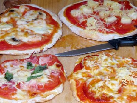 Receta de mini pizzas variadas