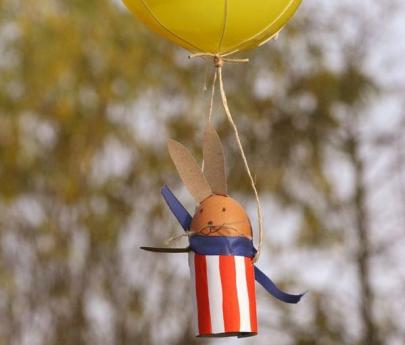 Fabricar un conejo de Pascual volando en globo aerostático