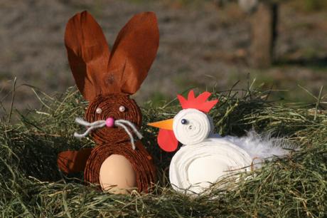 Gallina y conejo de Pascua: manualidad para niños