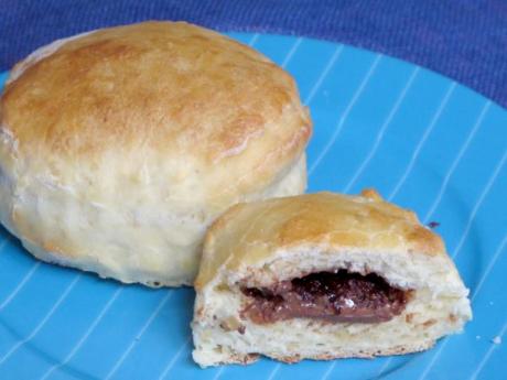 Rosquillas de chocolate al horno: postre tradicional para niños