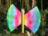 Manualidad infantil para fabricar una mariposa brillante