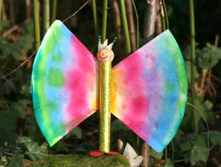 Fabricar una mariposa brillante. Manualidad para niños