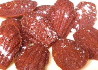 Receta infantil de magdalenas caseras chocolate con forma de concha