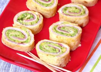 Receta infantil de rollitos de jamon y aguacate