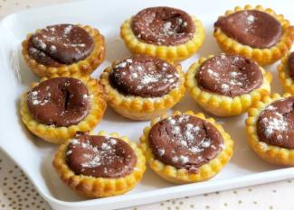 Receta infantil de tartaletas cremosas de chocolate