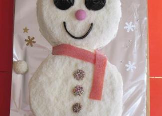 Receta infantil de tarta de muñeco de nieve para Navidad
