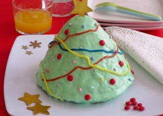 Receta infantil de tarta con forma de árbol de Navidad