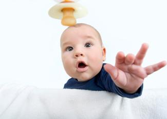 Bebés: la revista para cuidar a tu bebé Bebés: la revista para cuidar a tu bebé