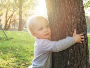 Niños en el jardin