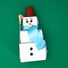 Muñeco de nieve con papel. Manualidades infantiles de Navidad