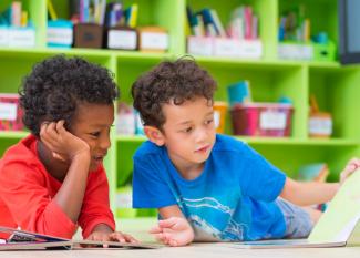 6 divertidas ideas para fomentar la lectura en niños en el Día del Libro... ¡o cualquier otro día!