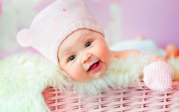 Bellos nombres para niñas en 2021. Nombre para bebés que son tendencia