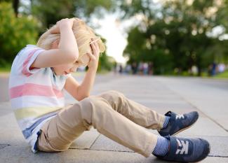 Qué hacer si tu hijo se ha dado un golpe en la cabeza