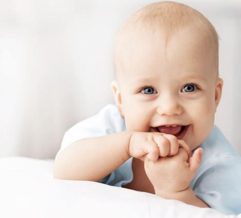 20 lindos nombres para niños y niñas que significan ALEGRÍA