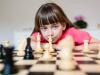 7 maravillosos beneficios del ajedrez para los niños