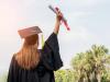 26 emotivas frases de graduación para tu hijo o hija