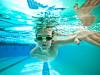 Beneficios de la natación para niños con escoliosis y cifosis