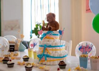Tarta de pañales como regalo de baby shower