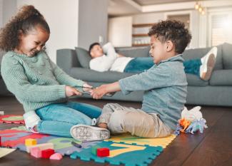 Obligar a los niños a compaartir
