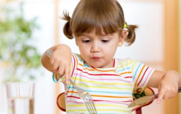 El alimento que damos a los niños pensando que es sano… y que los pediatras desaconsejan
