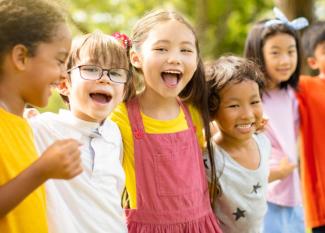 Chistes para niños de dragones, princesas y brujas
