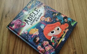 La terrible Adèle y la galaxia de los raros. Una novela larga en formato cómic