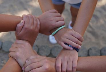 20 frases para enseñar empatía a los niños, dichas por grandes personajes