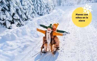 Los mejores planes con niños en la nieve en España
