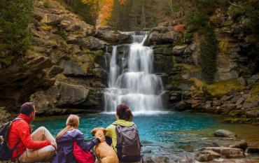 Las 8 maravillas naturales en España para disfrutar con niños
