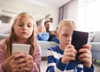 uso de que las pantallas están afectando a los niños