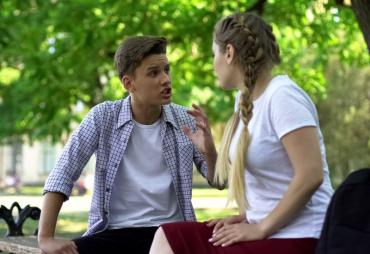 Celos en parejas adolescentes. Cuando “me quiere” se confunde con “me controla”